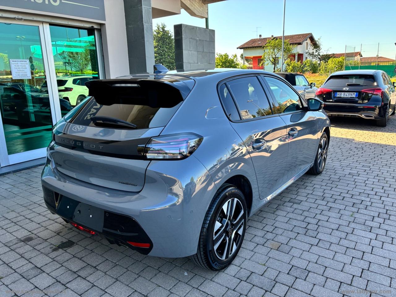 PEUGEOT 208 Hybrid 100 e-DCS6 Allure GRIGIO SELENIUM GARANZIA UFFICIALE