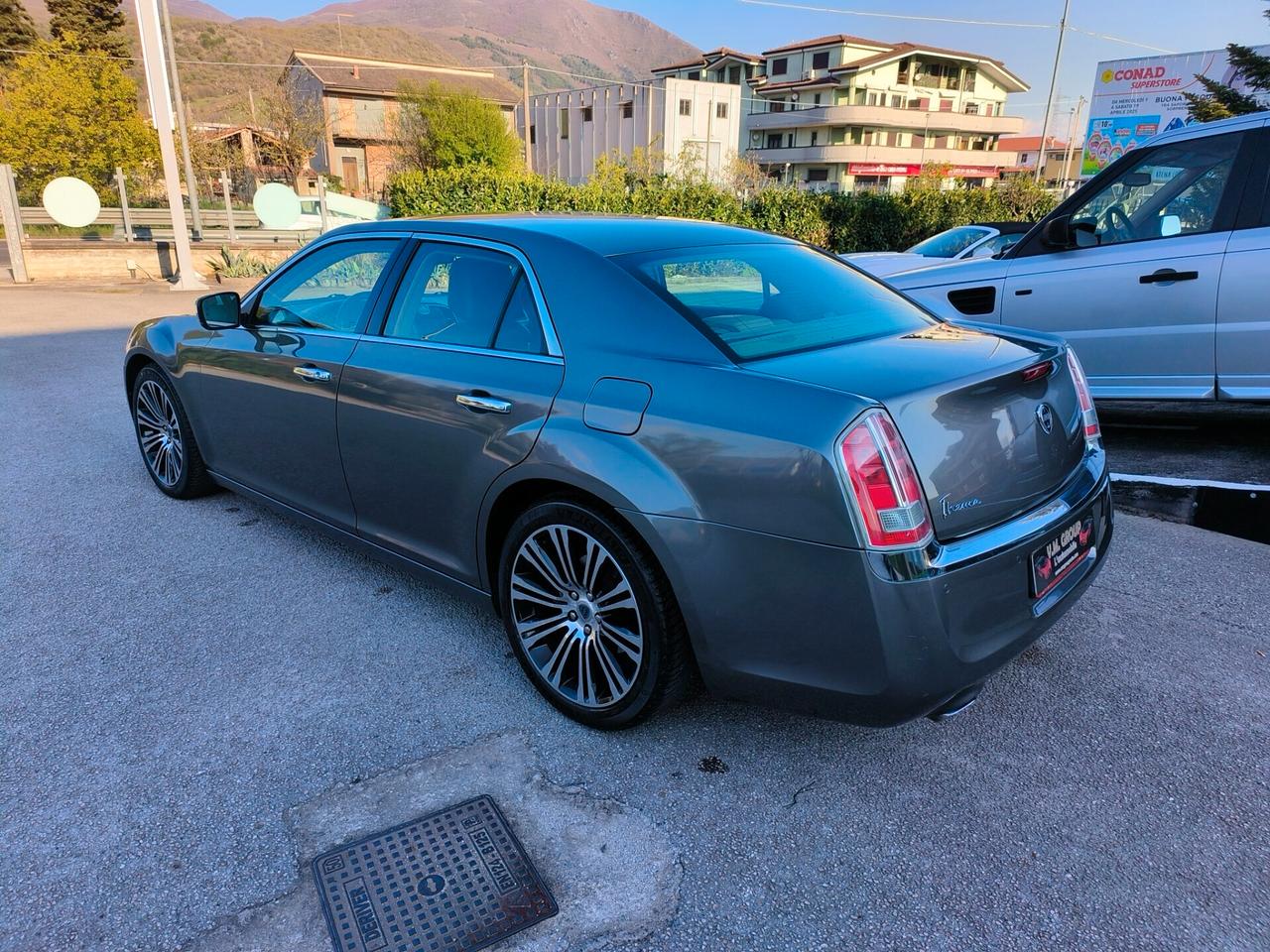 Lancia Thema 3.0 V6 Multijet II 239 CV Platinum