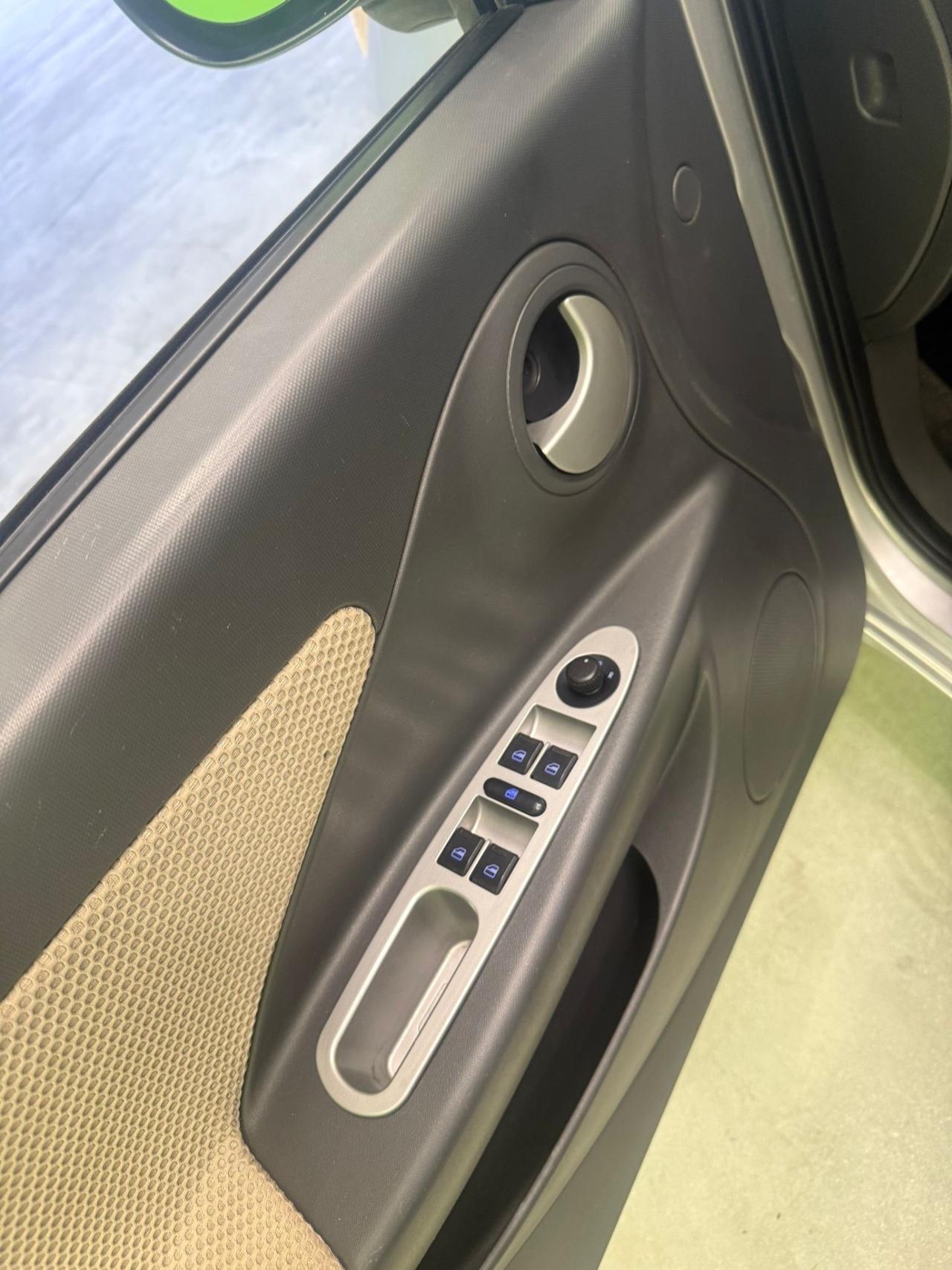 Dr DR1 1.1 16V