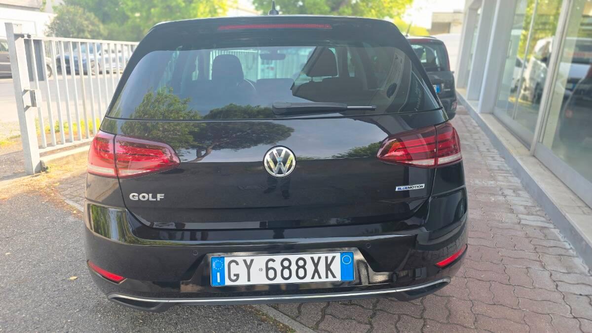 Volkswagen Golf 1.5 tsi Business 130cv dsg