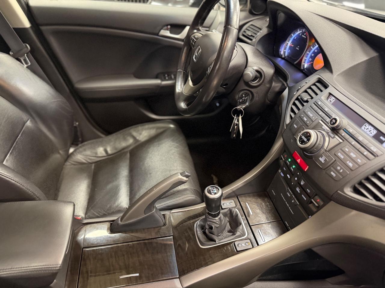 Honda Accord 2.2 i-CTDi Exec. 30th