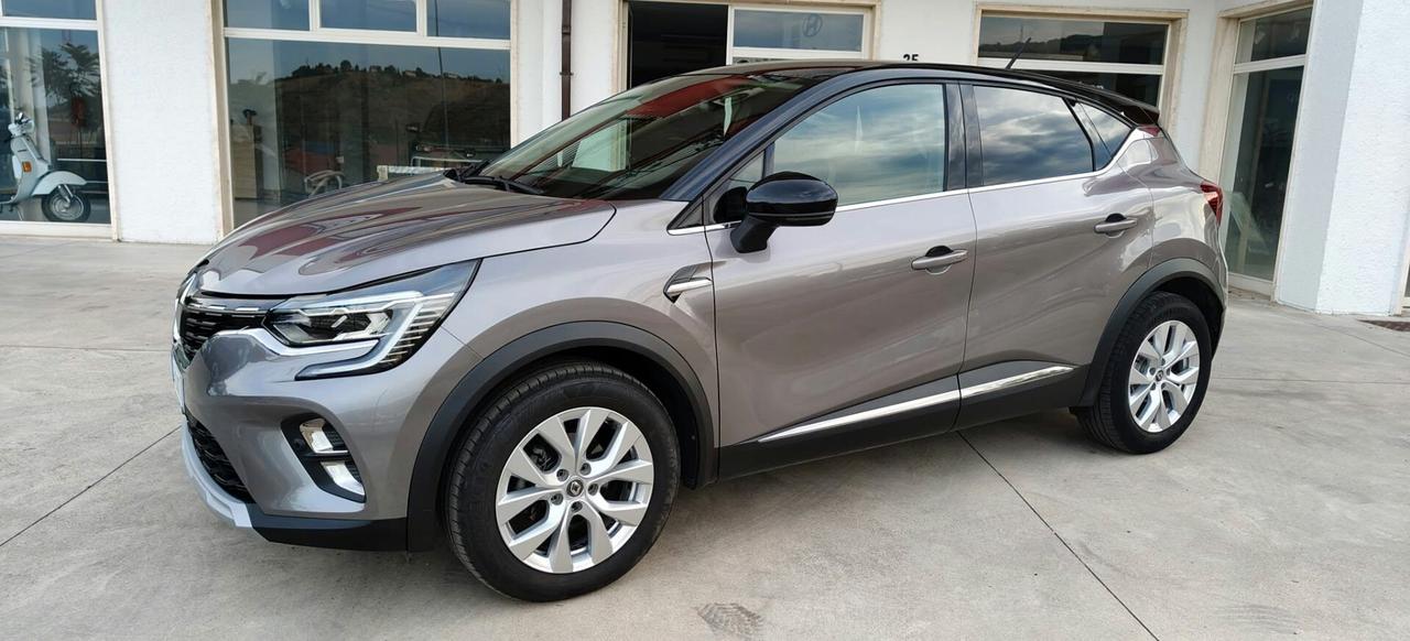 Renault Captur TCe 100 CV GPL Intens