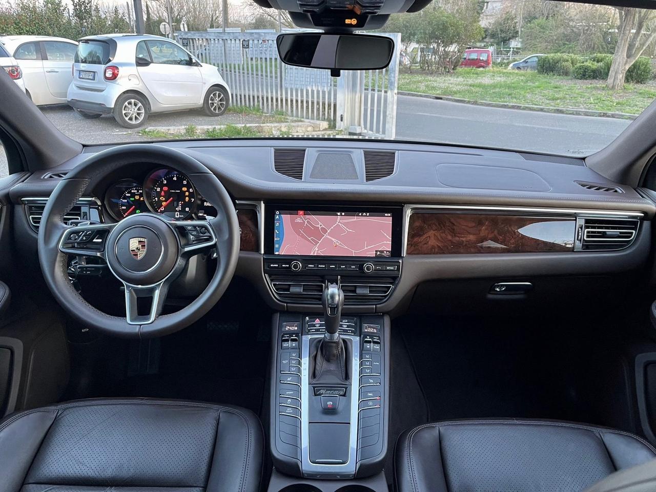 Porsche Macan iva inclusa pelle cocoa cerchio 21 scarichi