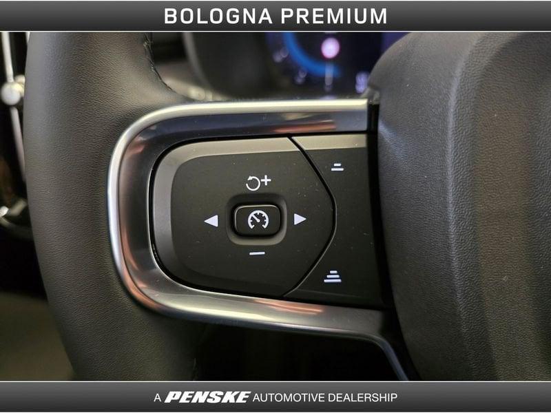 Volvo XC40 XC40 B3 automatico Core