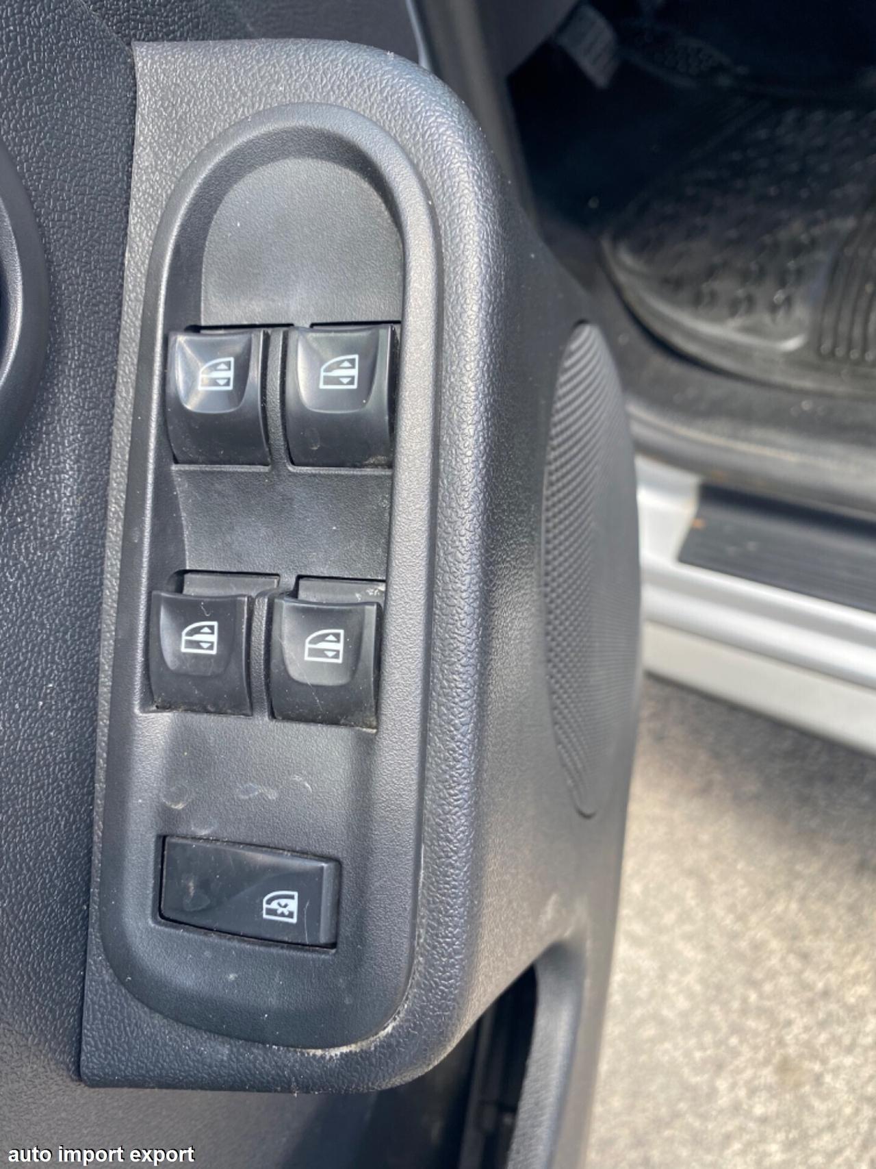 Dacia Duster 1.6 GPL 2018 Full Navi TAGLIANDATA