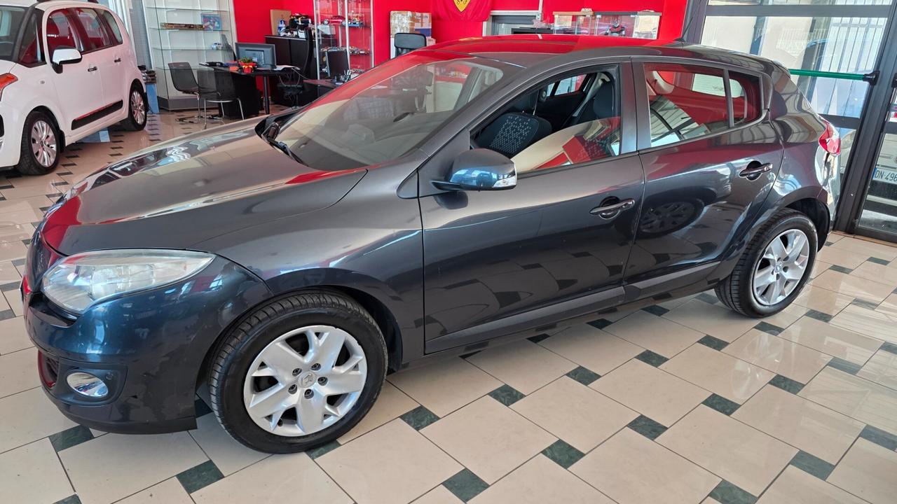 Renault Megane Mégane 1.5 dCi 110CV Attractive