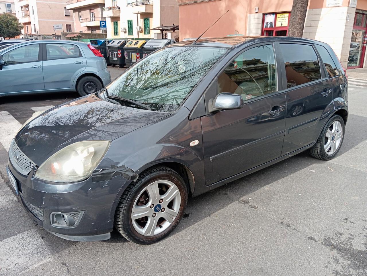 Ford Fiesta 1.2 titanium