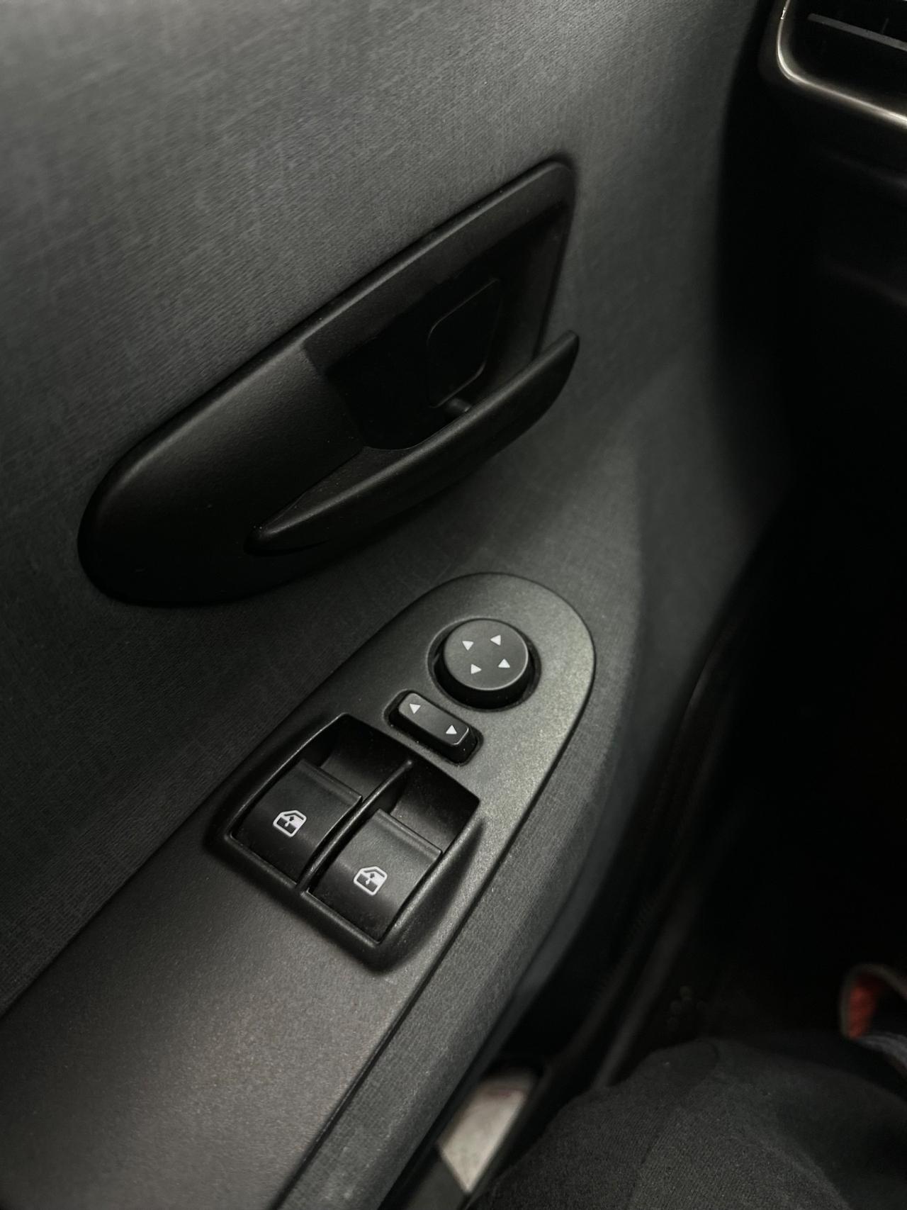Lancia Ypsilon 1.0 FireFly 5 porte S&S Hybrid