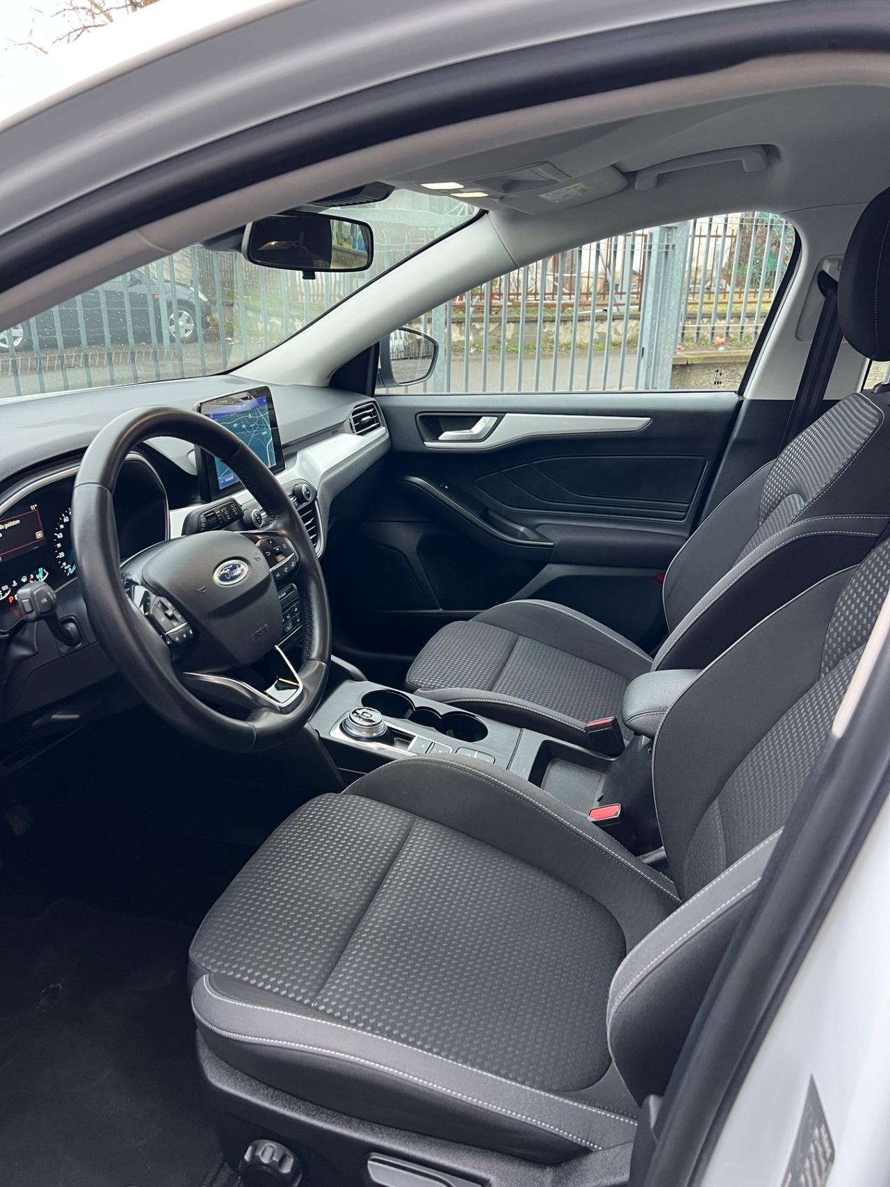 Ford Focus 1.5 d 120 CV automatico SW ST-Line ANCHE NEOPATENTATI