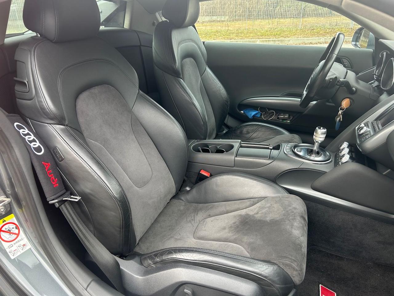 Audi R8 Plus 4.2 FSI #8771