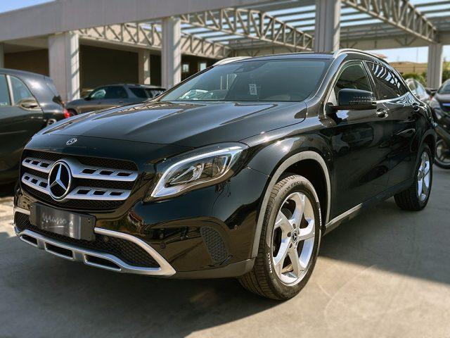 MERCEDES-BENZ GLA 200 d Automatic Sport