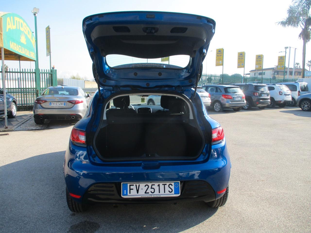 Renault Clio 0.9 TCE MOSCHINO LIFE 75cv E6C 5 PORTE 132000 KM