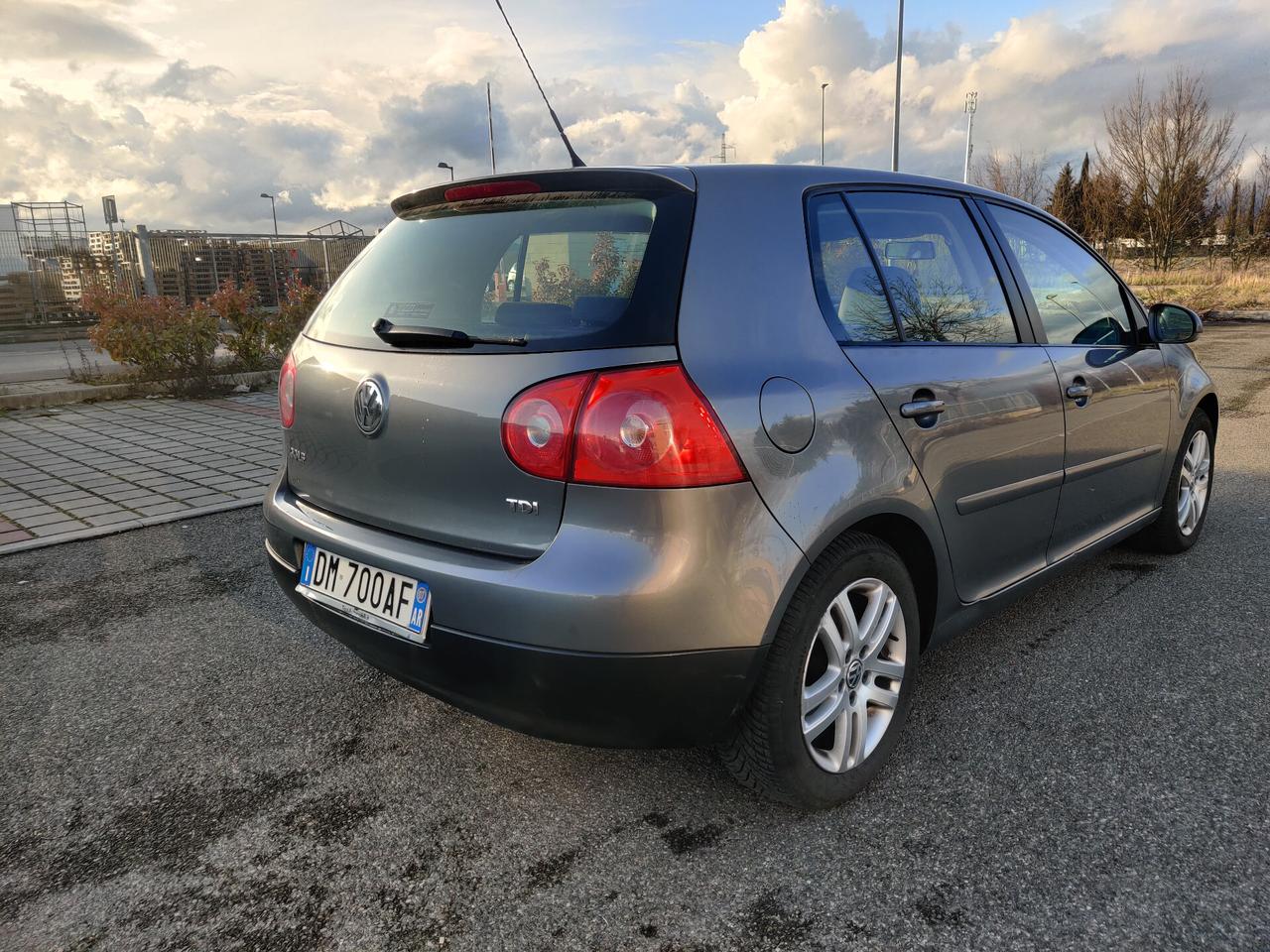 Volkswagen Golf 1.9 TDI DPF 5p. 5m. Comfortline