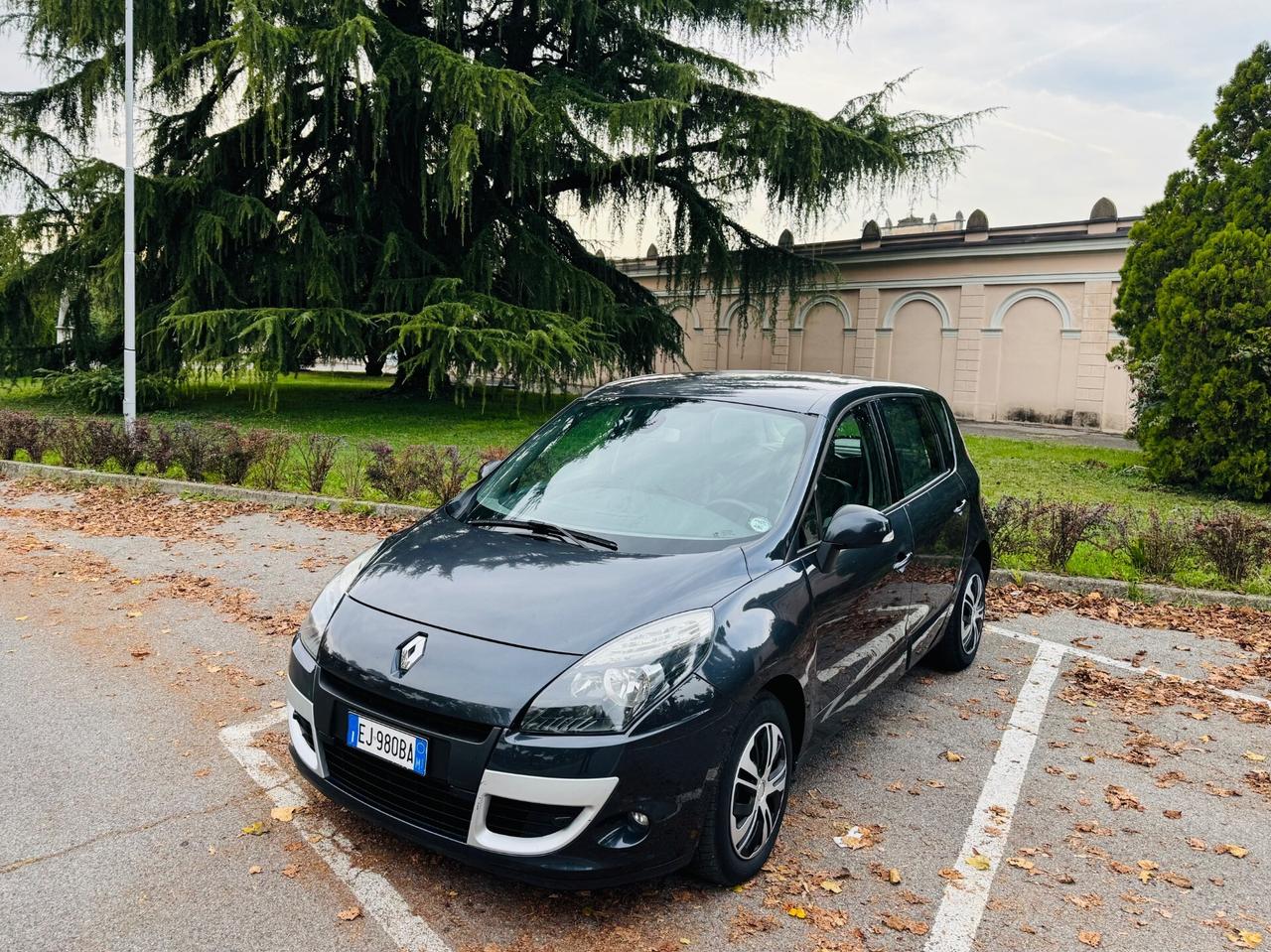 Renault Scenic Scénic X-Mod 1.6 dCi 130CV Luxe