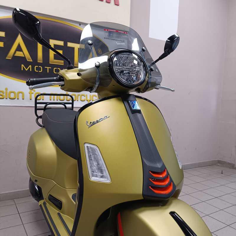 Vespa GTS 300 Super Sport - 2024