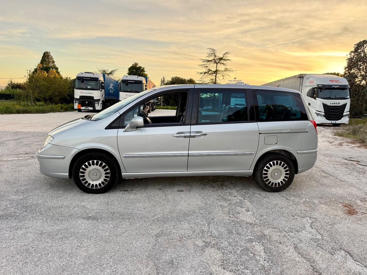 Lancia Phedra 7 posti Diesel 2.2 JTD Emblema Plus