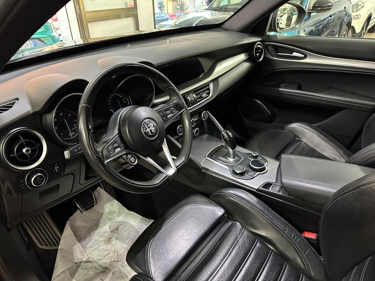 Alfa Romeo Stelvio 2.2 Turbodiesel 210 CV AT8 Q4