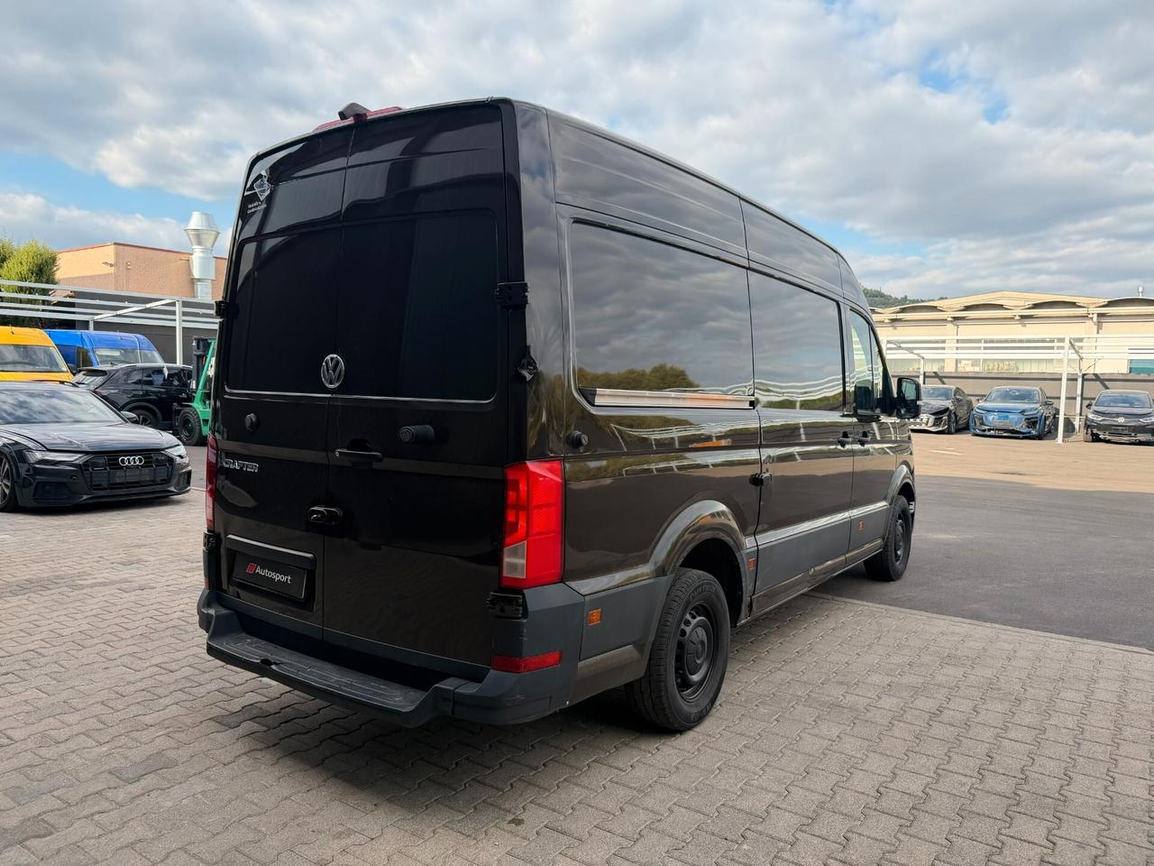 Volkswagen Crafter 2.0 tdi 140 cv ! CARROZZERIA DA RIPRISTINARE !