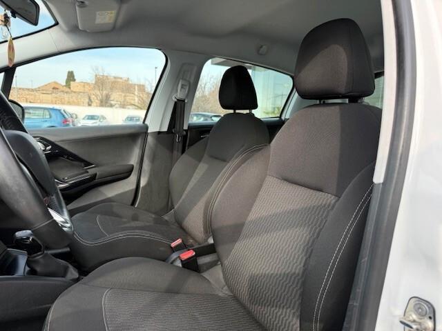 Peugeot 208 PureTech 82 5 porte Allure 2018
