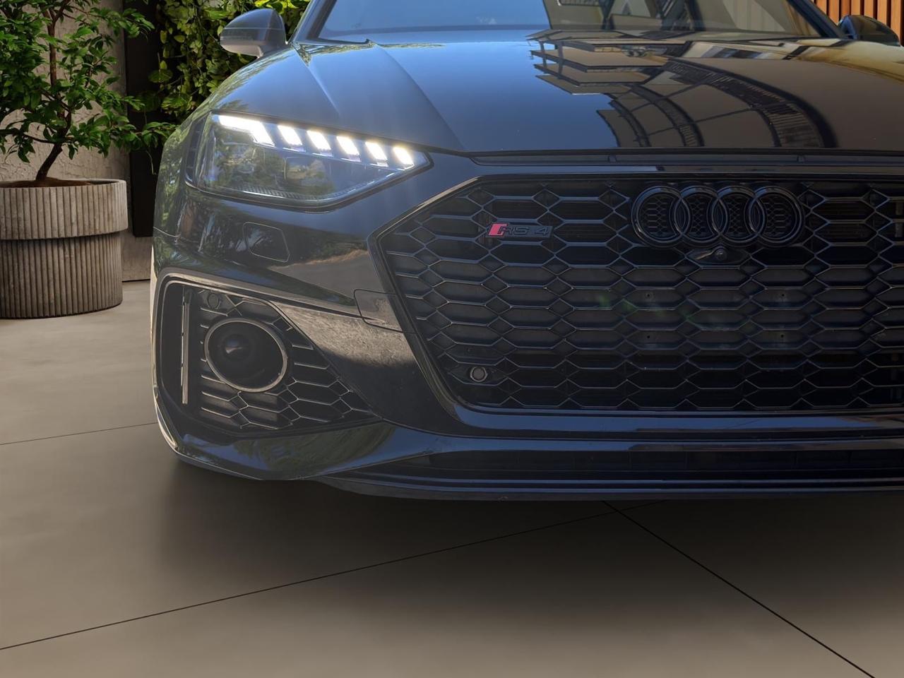 Audi RS4 COMPETITION BLU NOGARO SEDILI RACE IVA