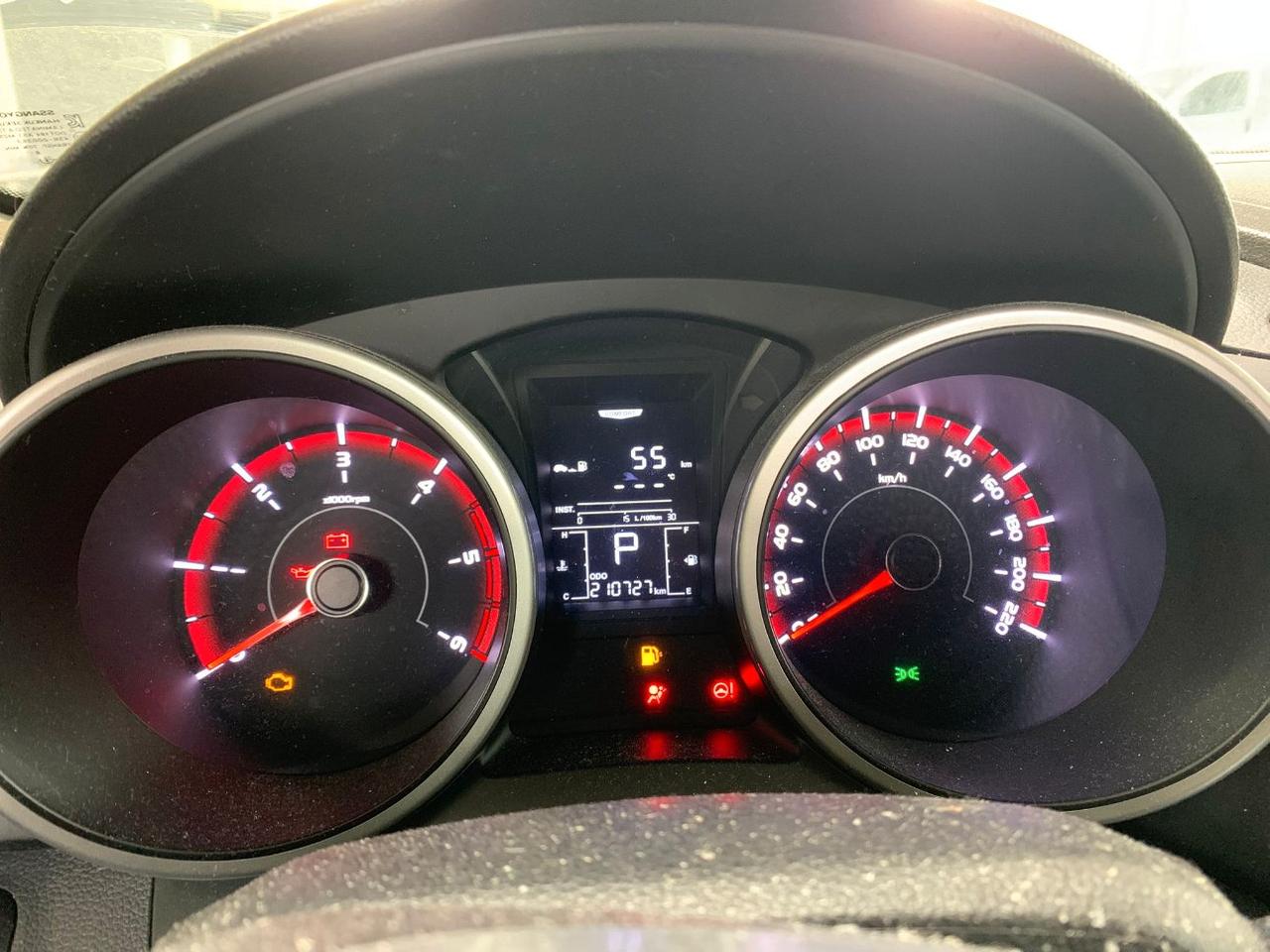 SsangYong Tivoli 1.6 EXCLUSIVE 2WD AUTO