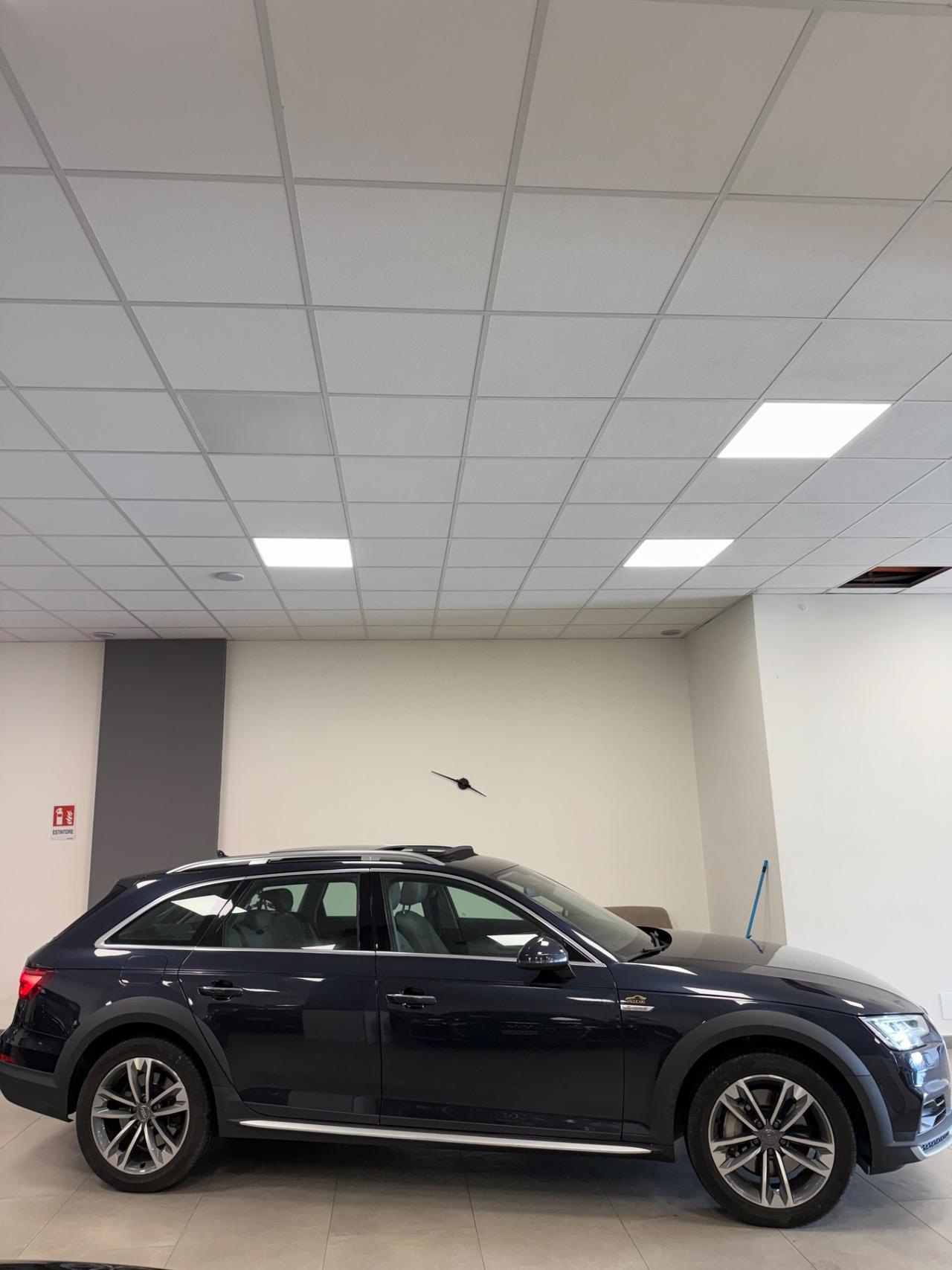Audi A4 allroad 3.0 TDI 218 CV S tronic Business Evolution