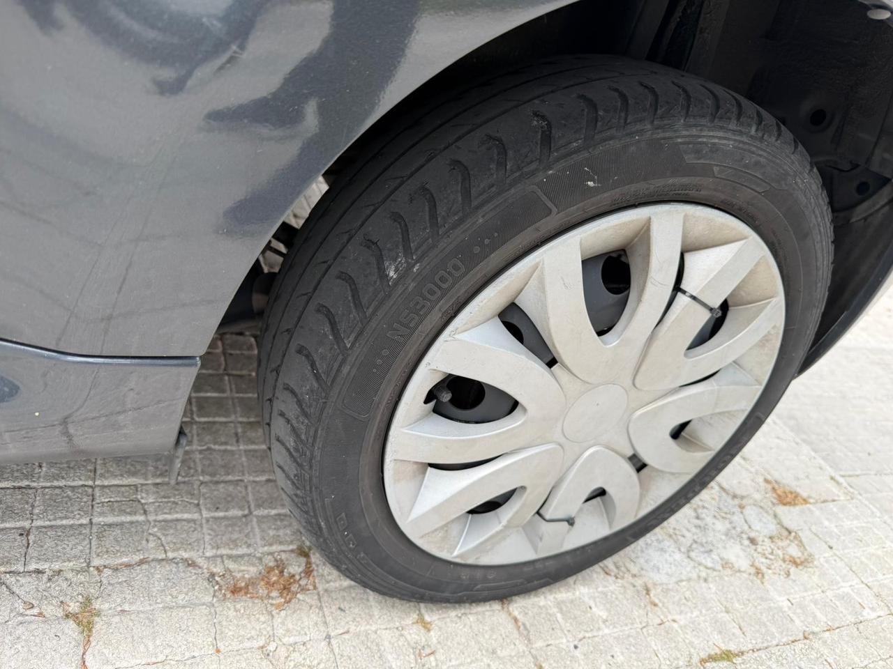 Citroen C1 1.0 5 porte full optional gpl rinnovato