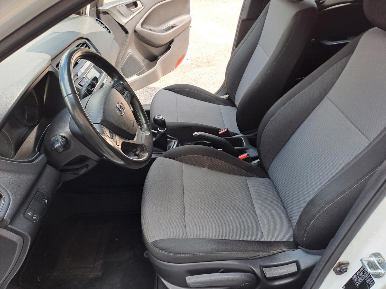 Hyundai i20 1.2 5 porte Classic