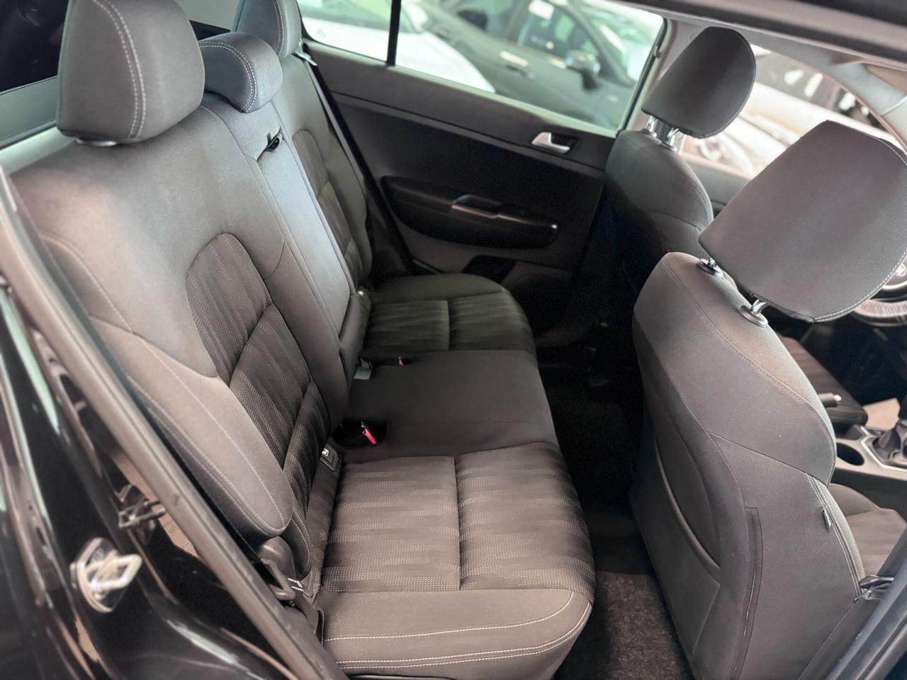 Kia Sportage 1.7 CRDI VGT 2WD Active