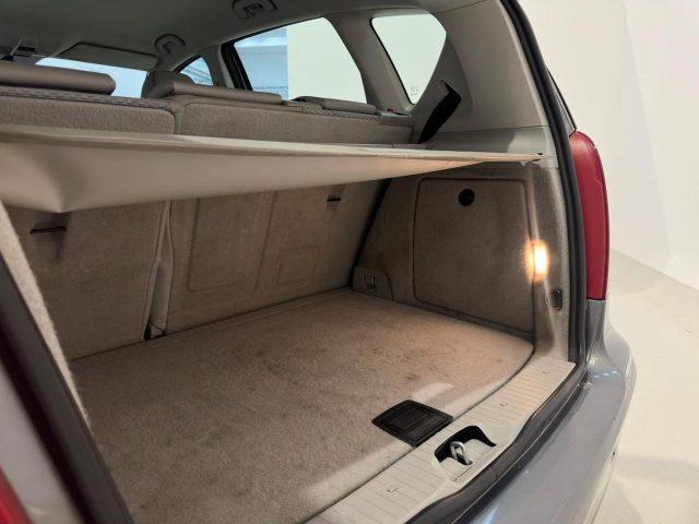 MERCEDES-BENZ A 180 AUT. Elegance OK NEOP