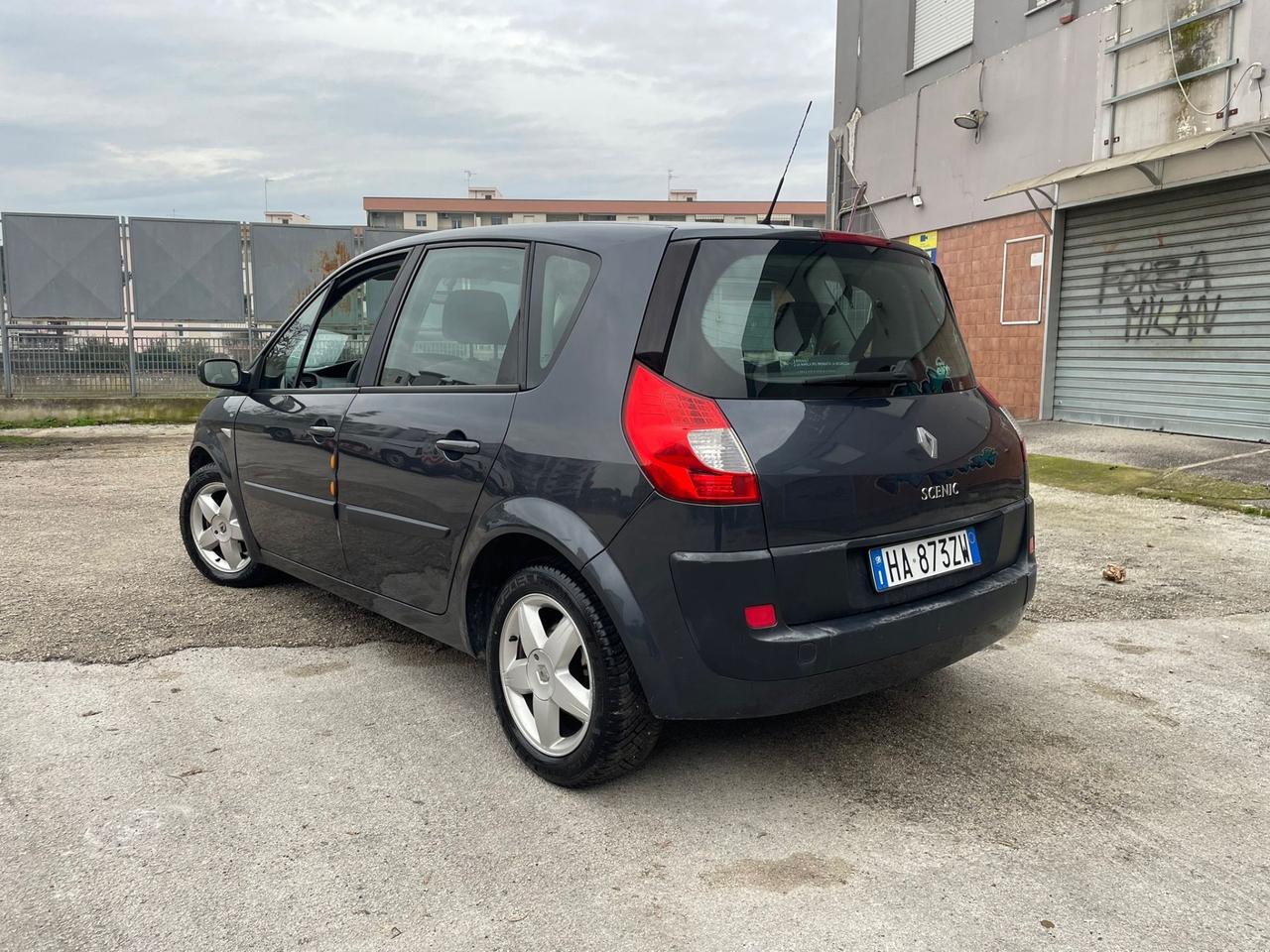 Renault Scenic Scénic 1.5 dCi/105CV Dynamique IN PERFETTE CONDIZIONI