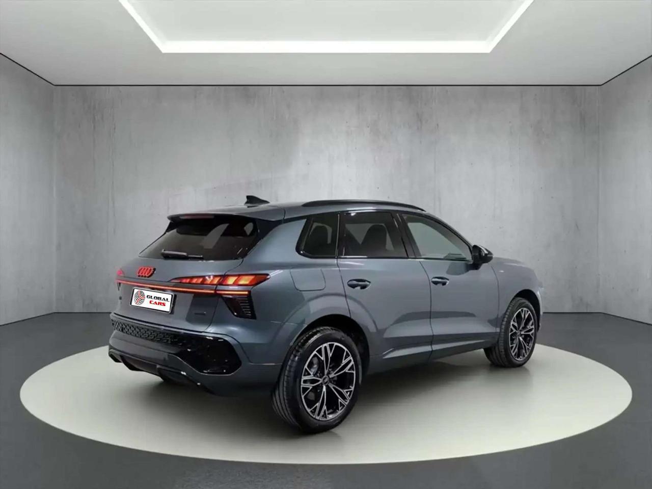 Audi Q3 Q3 2.0 tfsi S line quattro 204cv s-tronic/ACC/Gancio