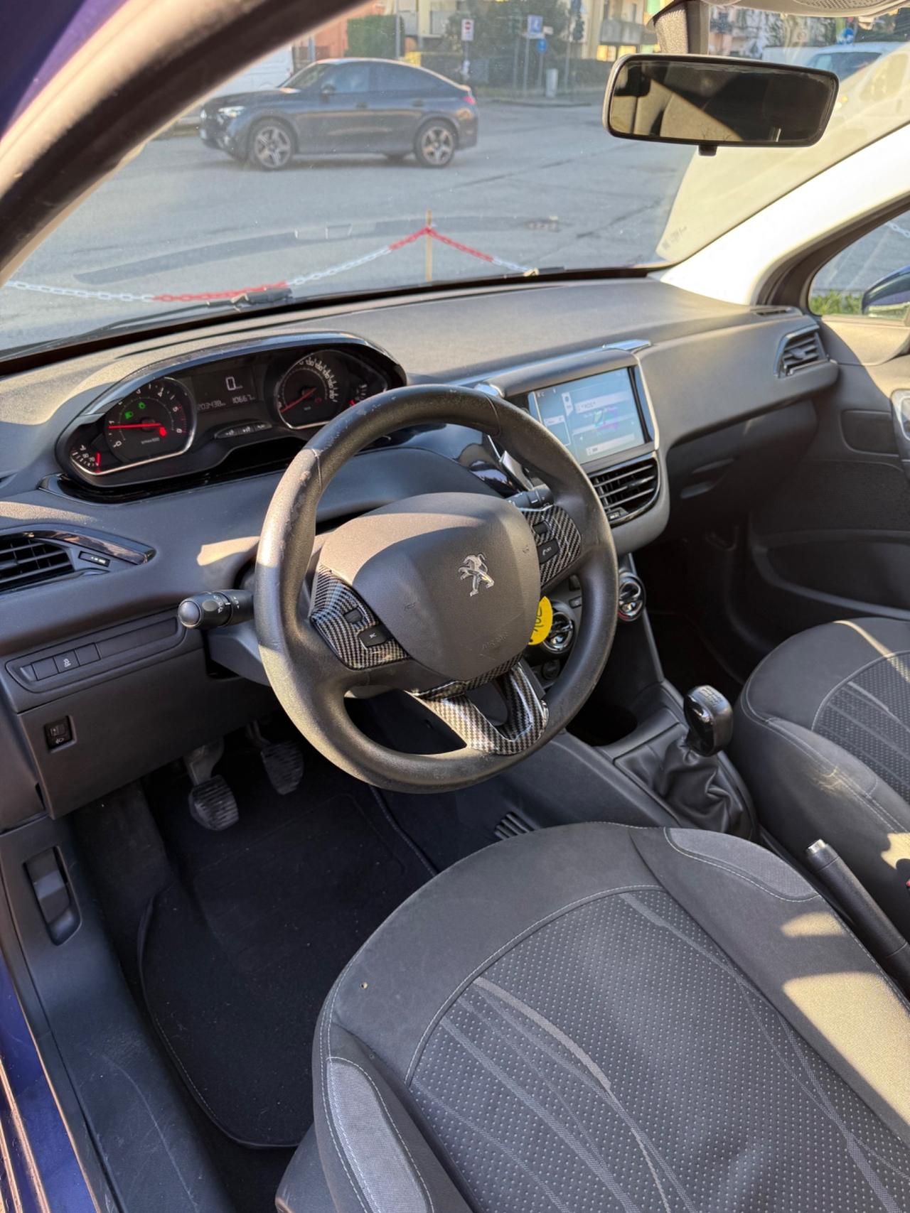 Peugeot 208 1.4 HDi 68 CV 5 porte Access