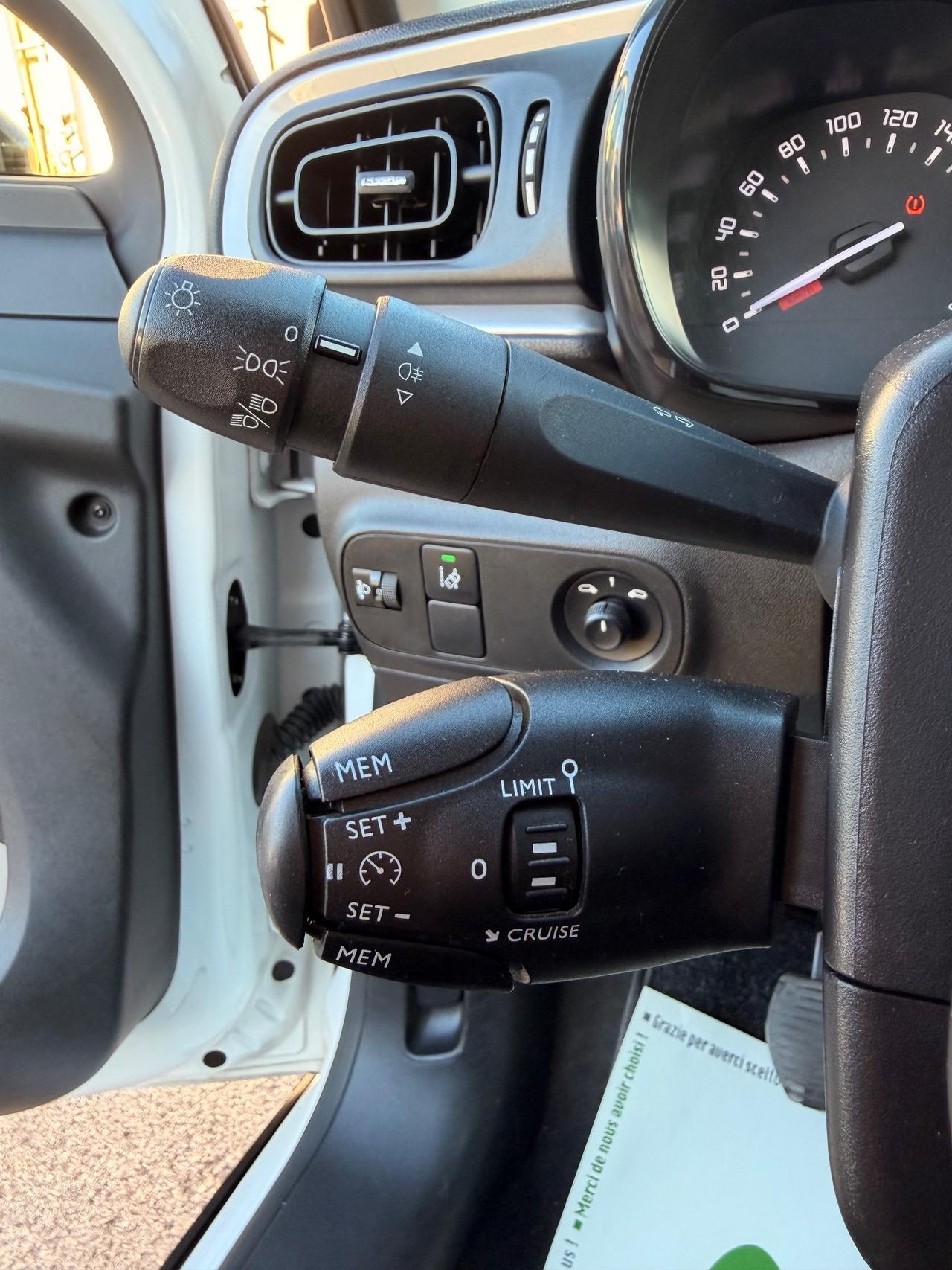 Citroen C3 1.5 BlueHDi 100cv Shine Pack CAR PLAY