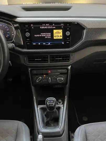 VOLKSWAGEN T-CROSS 1.0 TSI 5p ADVANCED