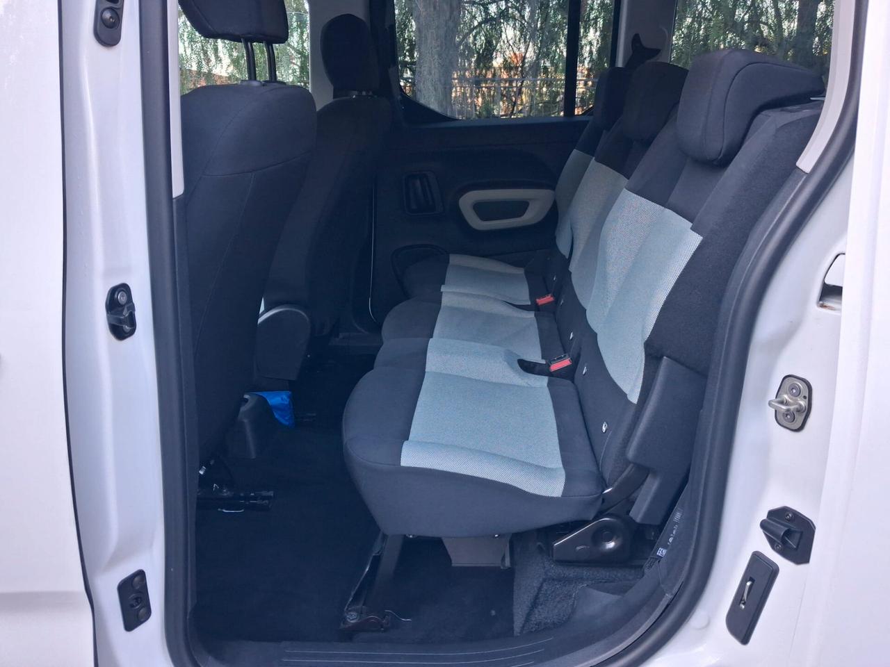Citroen Berlingo Pianale ribassato con rampa disabili in carrozzina