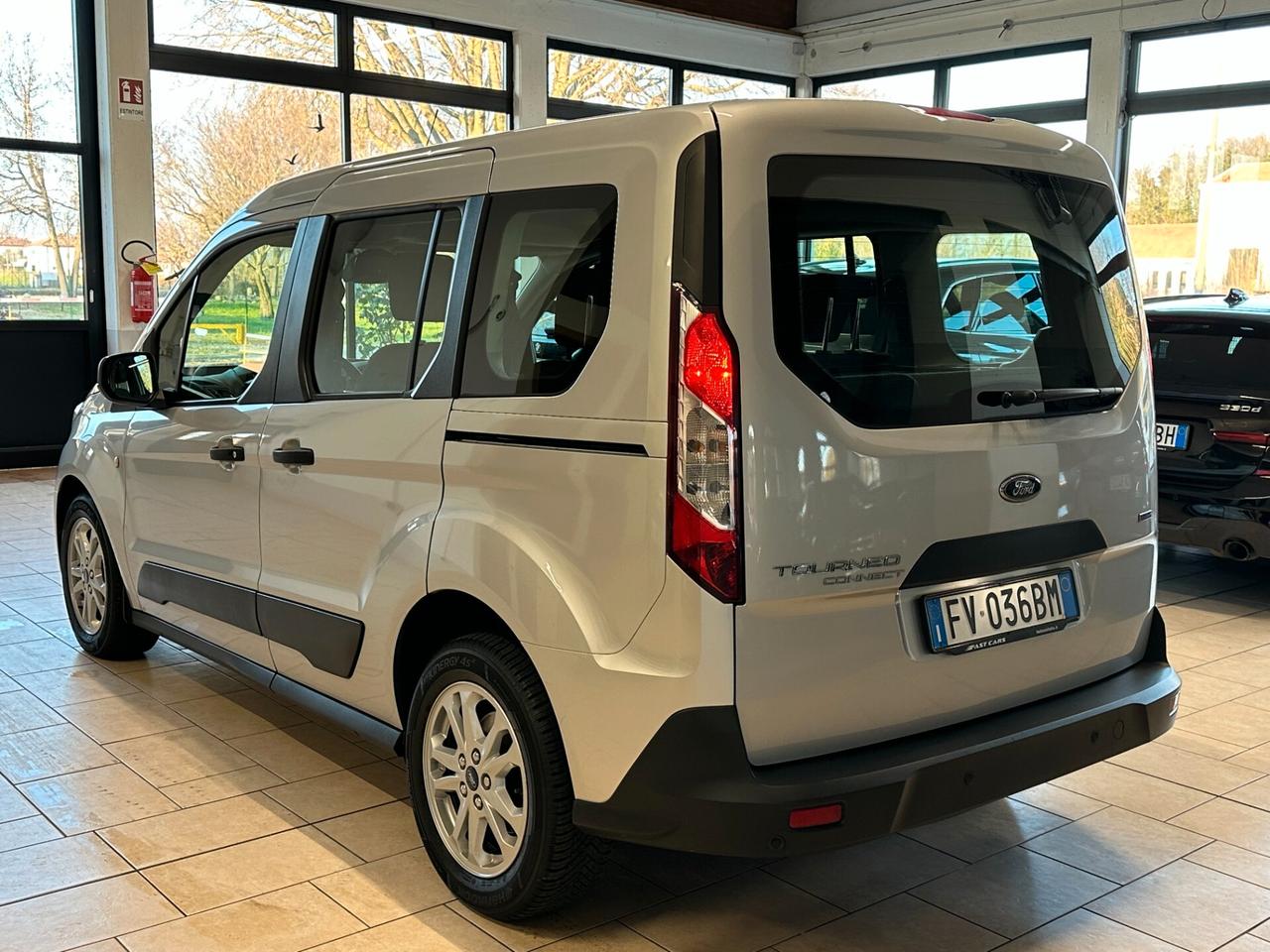 Ford Tourneo Connect 1.5 EcoBlue TDCI Trend *SENSORI POST*BLUETOOTH*