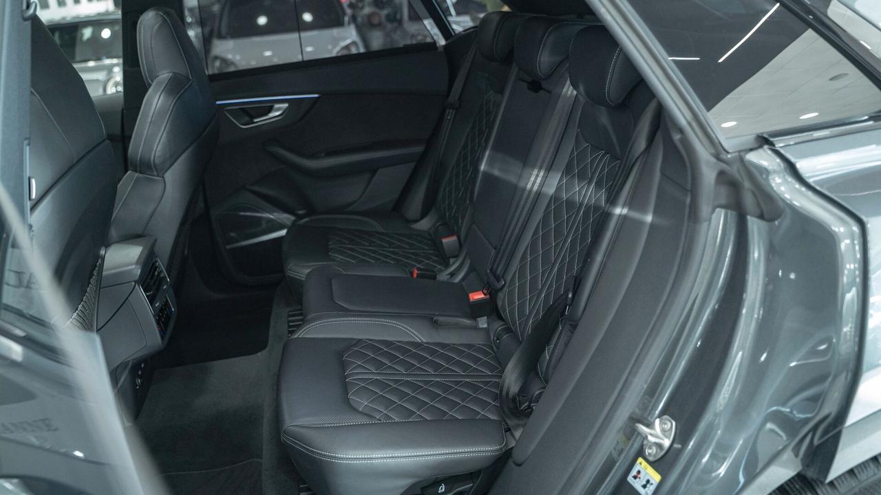 Audi SQ8 4.0 V8 TDI MHEV QUATTRO TETTO B&O CARBON PACK LUCI