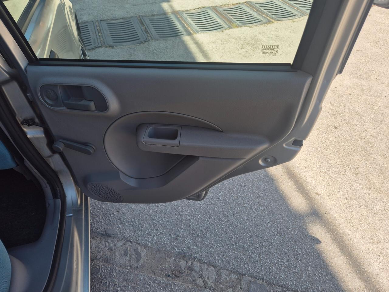 FIAT PANDA 1.1 BENZINA OTTIME CONDIZIONI KM CERTIF