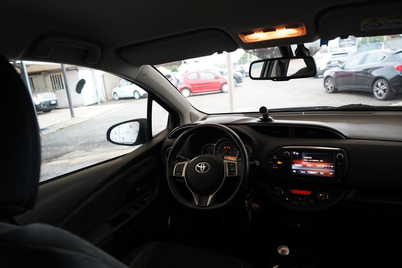 Toyota Yaris 1.0 5 porte Lounge 70 CV
