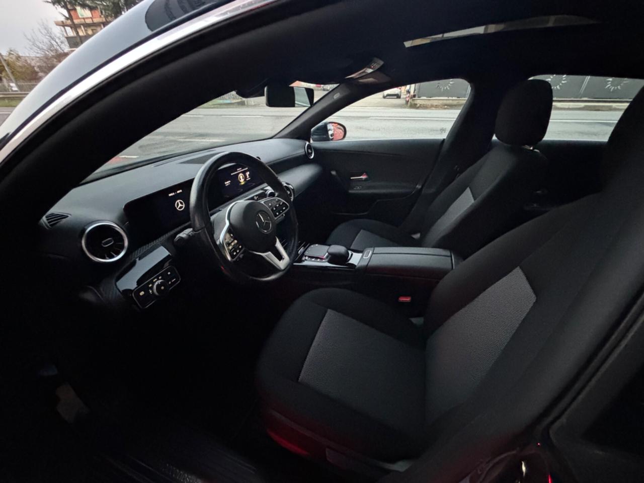 Mercedes-benz CLA 180 d Automatic Shooting Brake Business