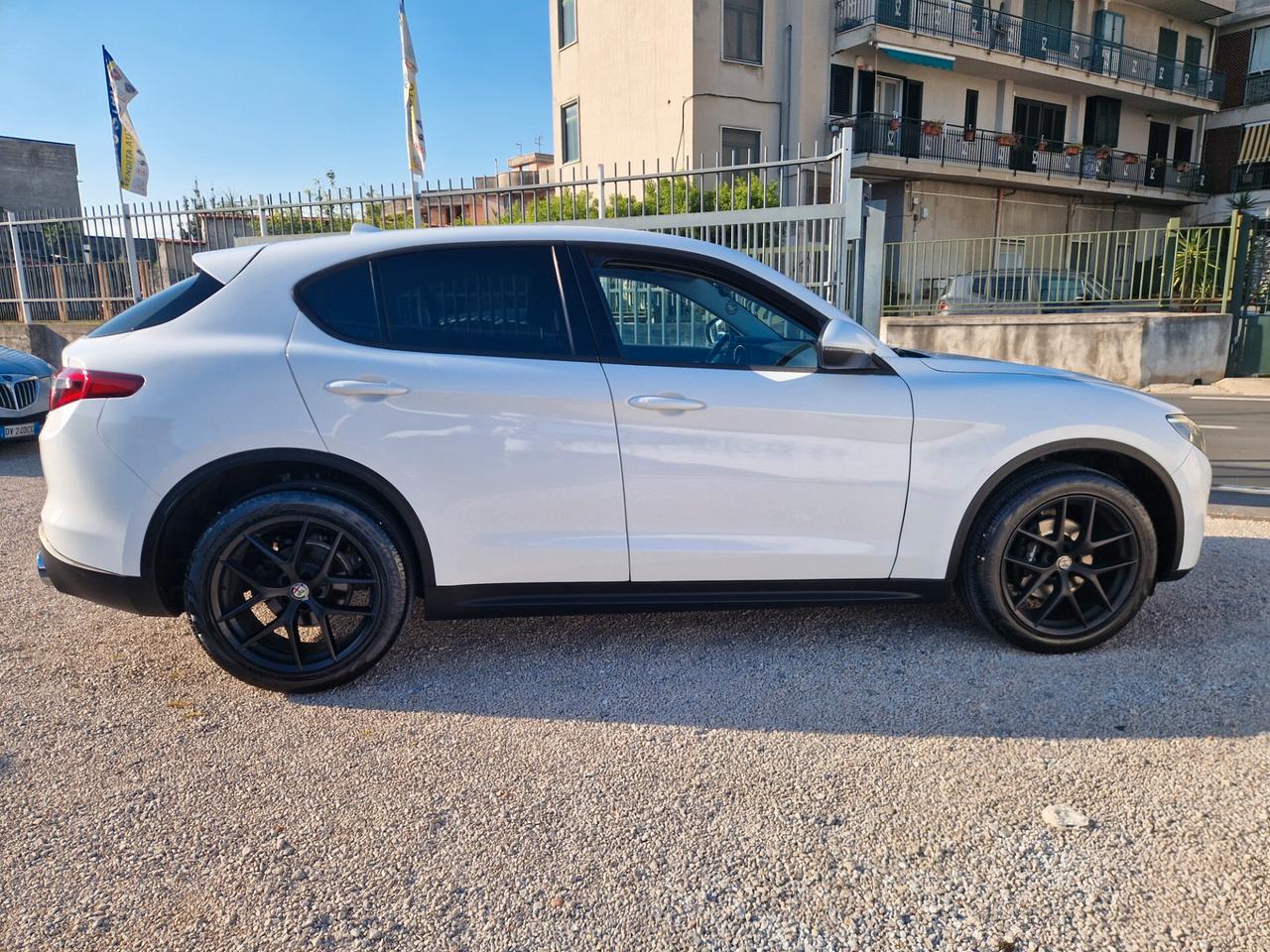 Alfa Romeo Stelvio 2.2 Turbodiesel 180 CV AT8 Q4 Executive-2019