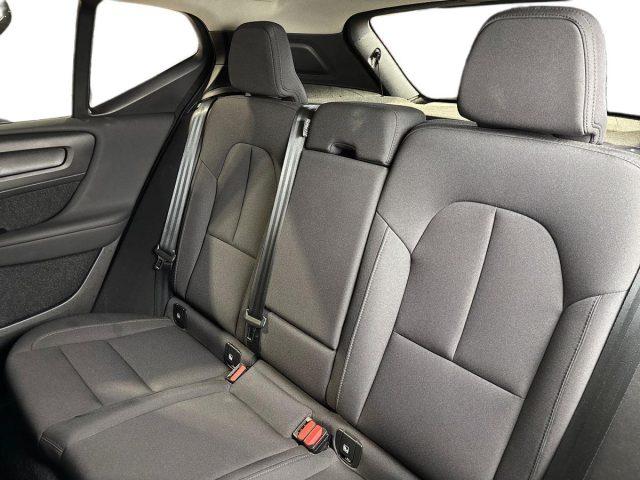 VOLVO XC40 T2 Geartronic Momentum N1