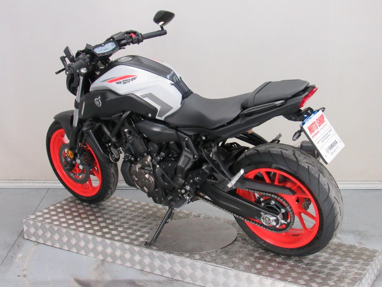 Yamaha MT-07 ABS ICE FLUO SCARICO ARROW