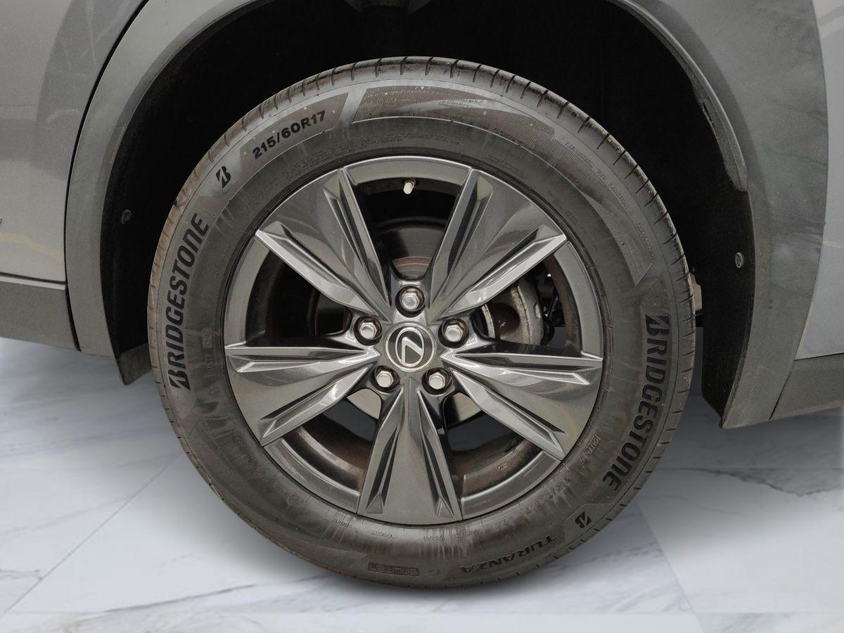 LEXUS UX - UX Hybrid Executive