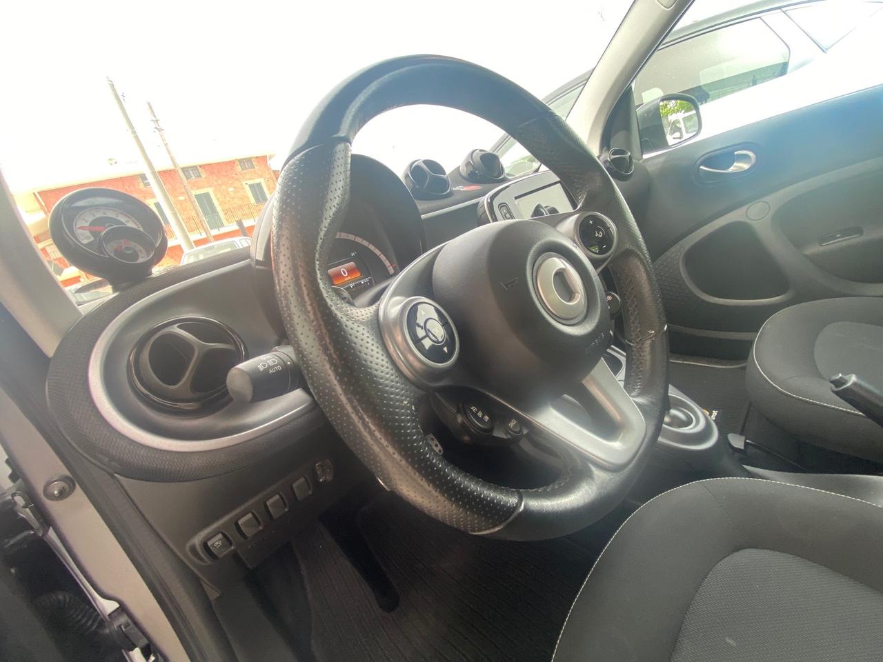 Smart ForTwo 70 1.0 twinamic Passion auto