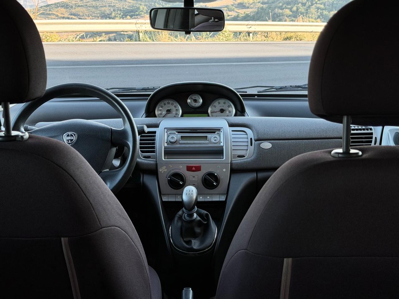 Lancia Ypsilon 1.2 69 CV Platino - SOLI 31.000KM