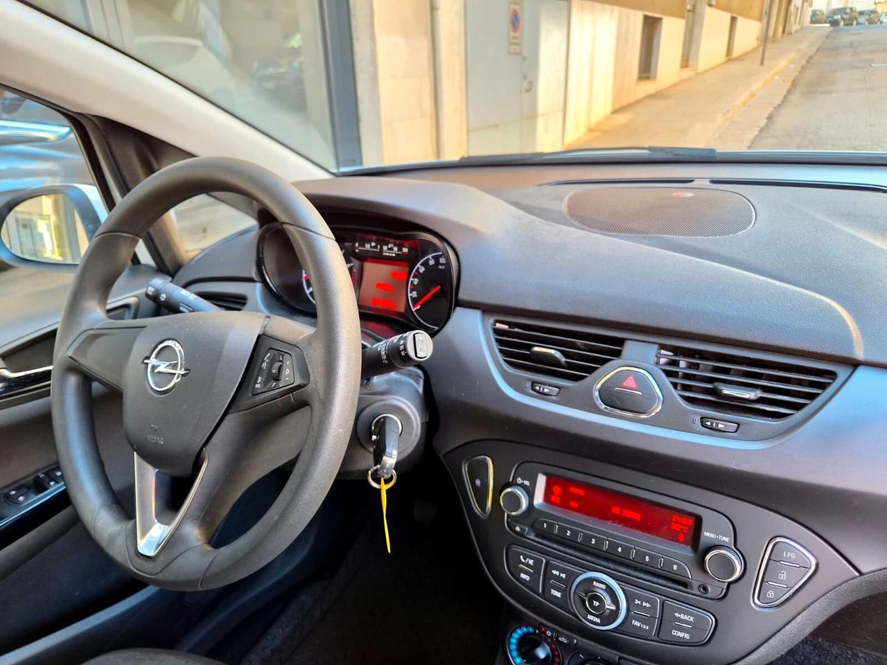 Opel Corsa 1.4 90CV GPL Tech 5 porte 120 Anniversary