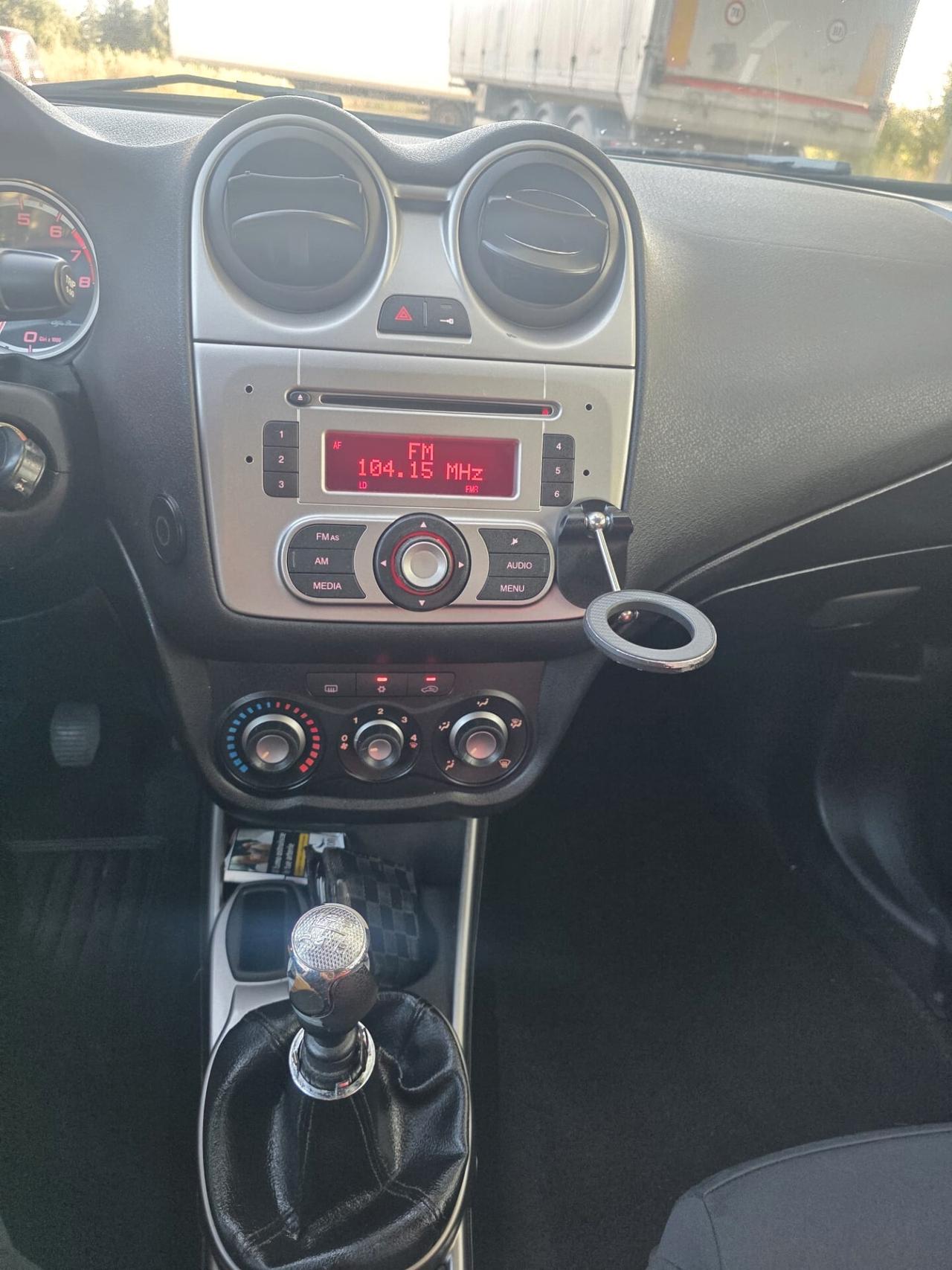 Alfa Romeo MiTo 1.4 78 CV 8V S&S Distinctive