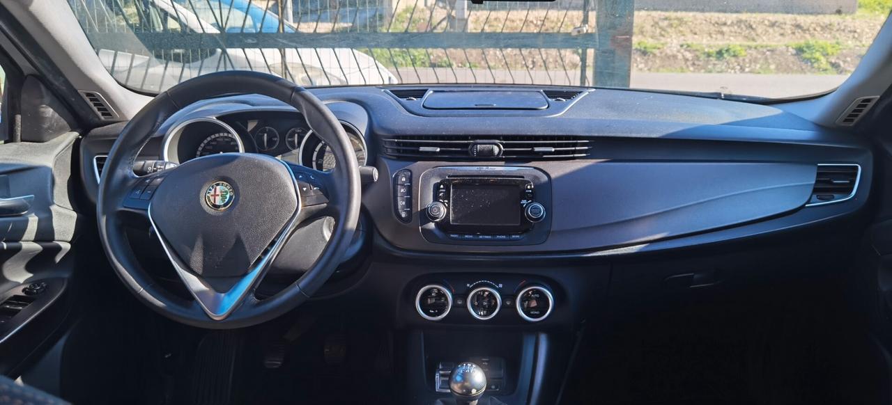 Alfa Romeo Giulietta 1.6 JTDm-2 105 CV Exclusive